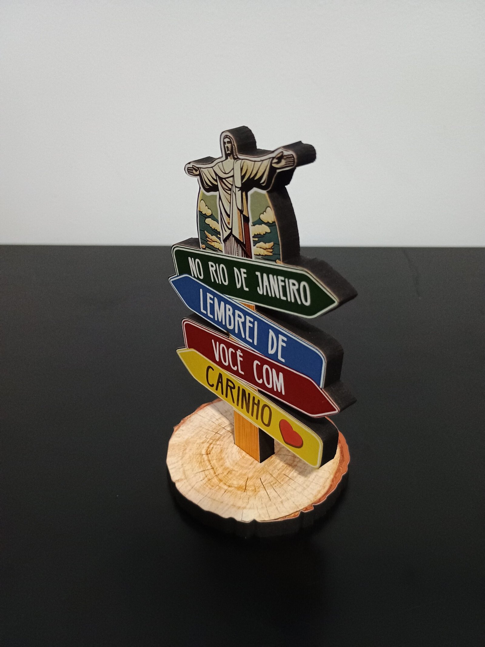 Placa arvore no Rio de Janeiro lembrei de você com carinho