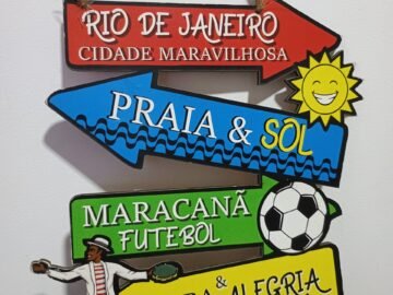 Placa de parede no Rio de Janeiro cidade maravilhosa praia e sol maracanã futebol samba e alegria