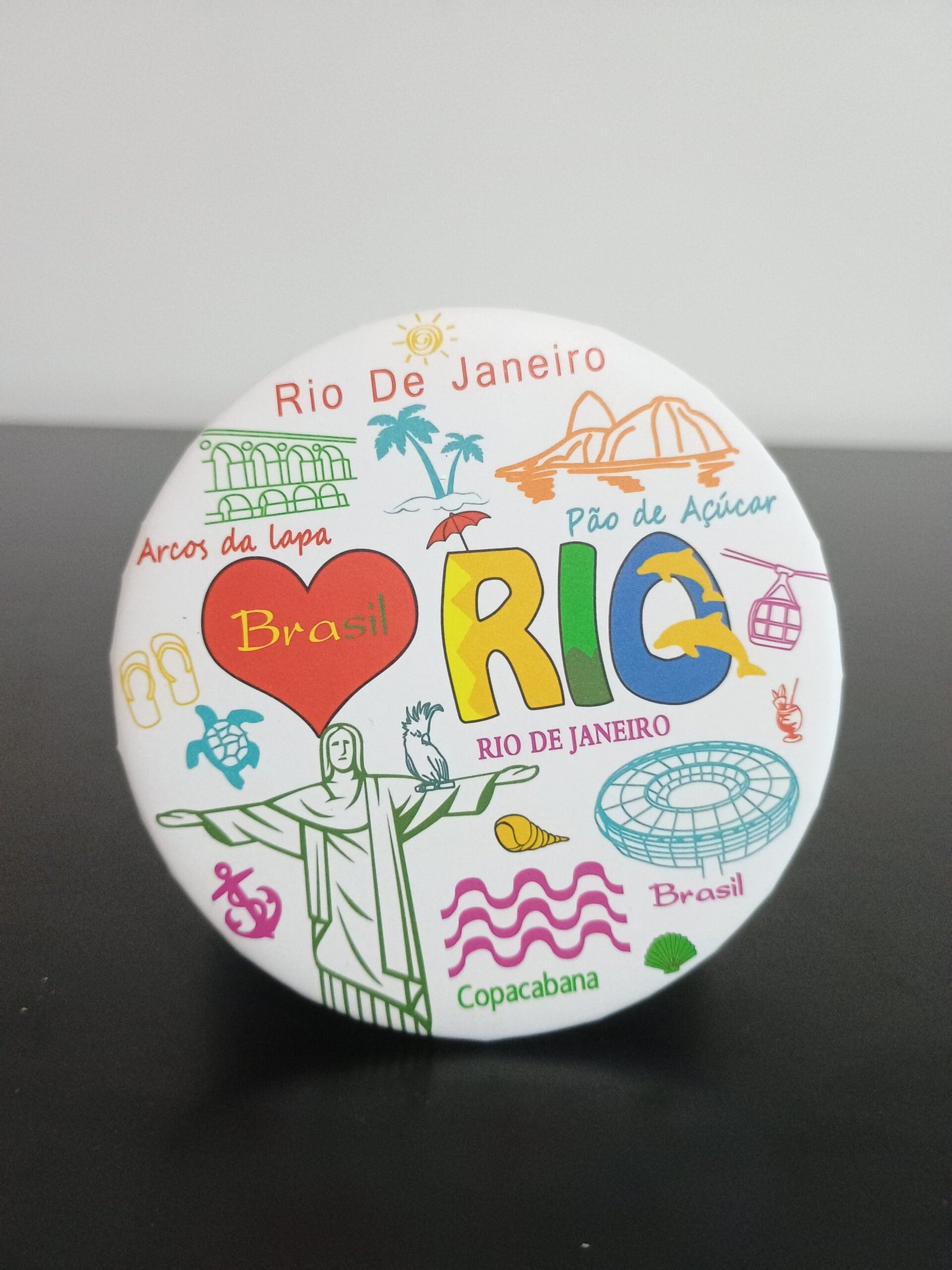 Espelho de plástico fundo do mar, cristo, pão de açúcar, drink, chinelo, concha, maracanã, calçadão de Copacabana, eu amo Brasil, tartaruga, arcos da lapa, ancora, coqueiros.