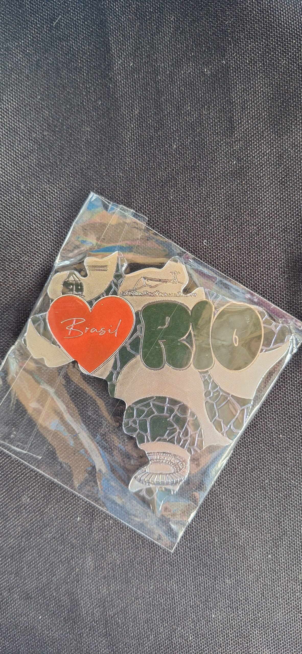 Imã de geladeira mapa calcadão de Copacabana