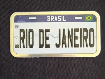 Imã  de geladeira placa Rio de Janeiro Brasil