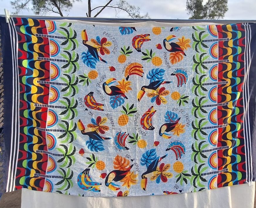 Canga de poliéster tucanos