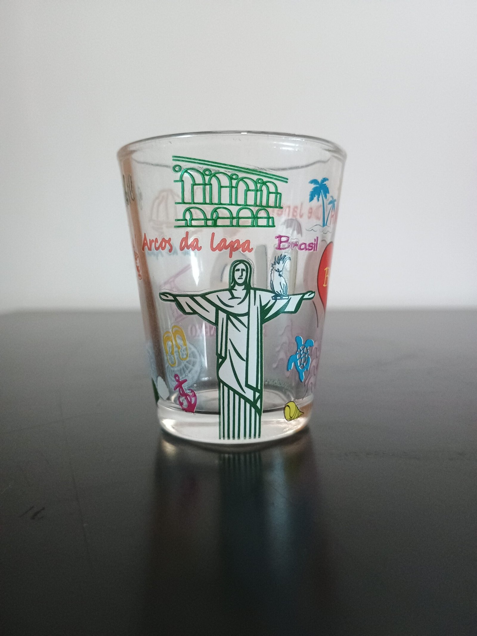 copo dose em transparência fundo do mar  Rio de Janeiro